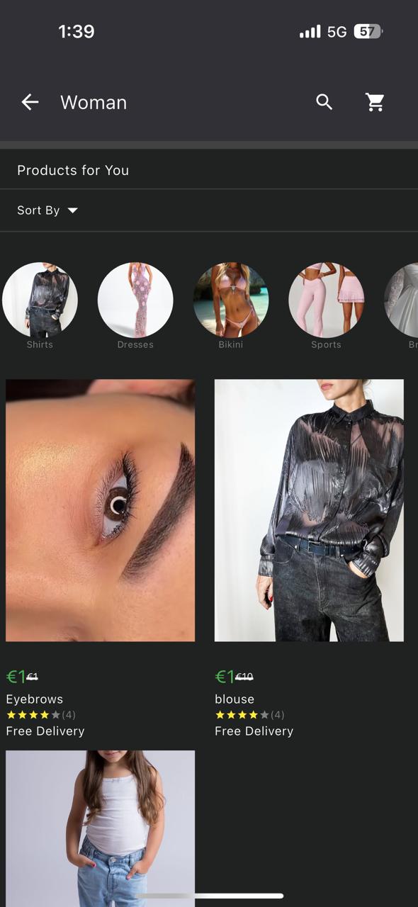 Screenshot of Dandun app showing the main player with several comments.